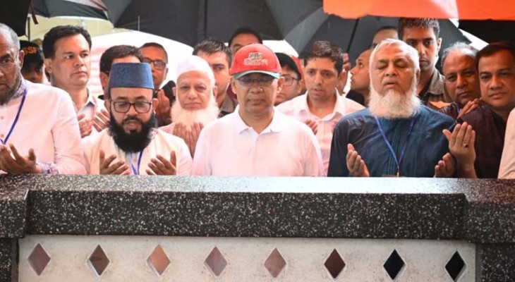 শাহজালালের মাজার জিয়ারত করলেন প্রধানমন্ত্রী